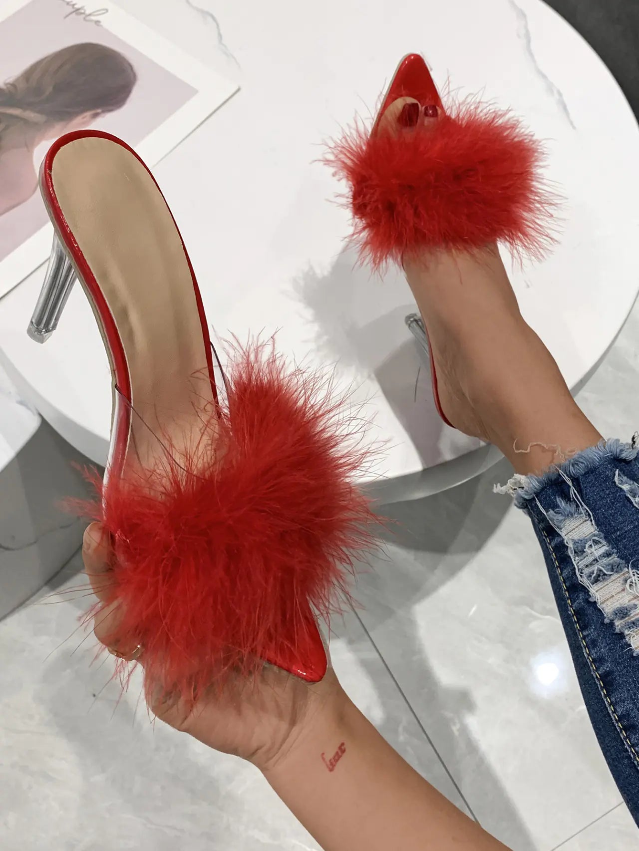 Luxe Stiletto Glam: Chic Pointed-Toe Sandals