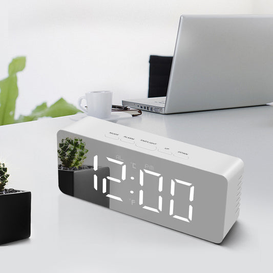 EspejoTime: Reloj Despertador LED Elegante