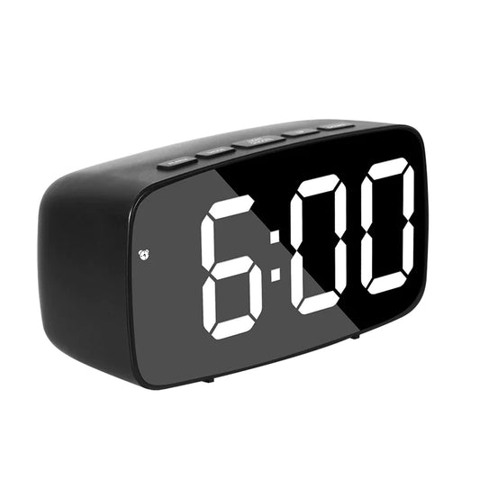 Despertador Espejo LED: Brillo y Elegancia Compactos