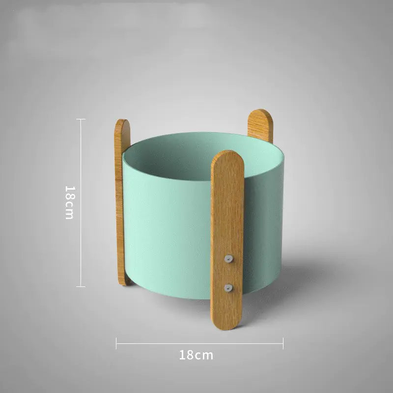 Minimal Nordic Iron Vase