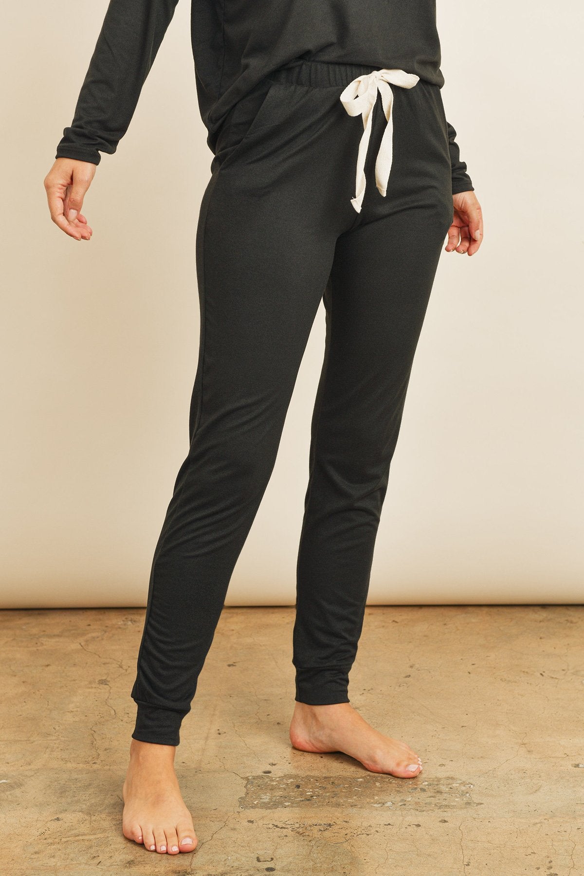 Conjunto Top y Jogger Sólido con Auto-Ajuste