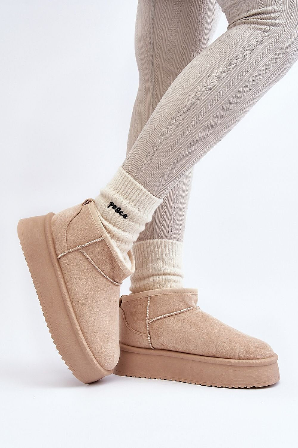 Snow Boots Model 191631 Step in Style