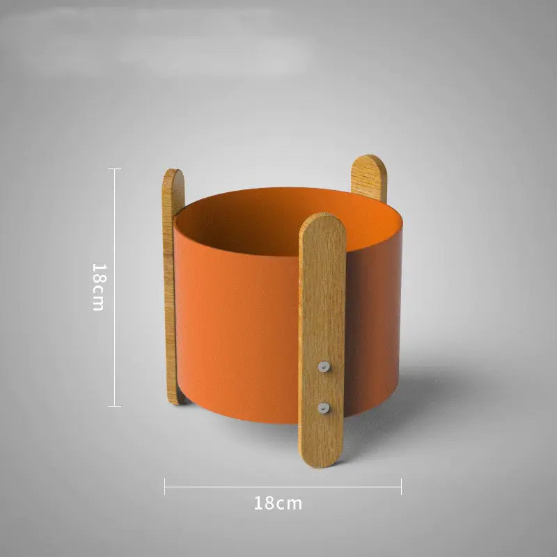 Minimal Nordic Iron Vase