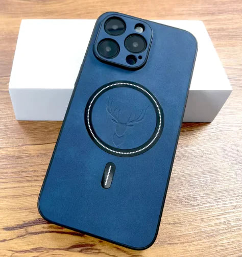Funda Magnética para iPhone con Diseño de Alce - Cuero Sintético