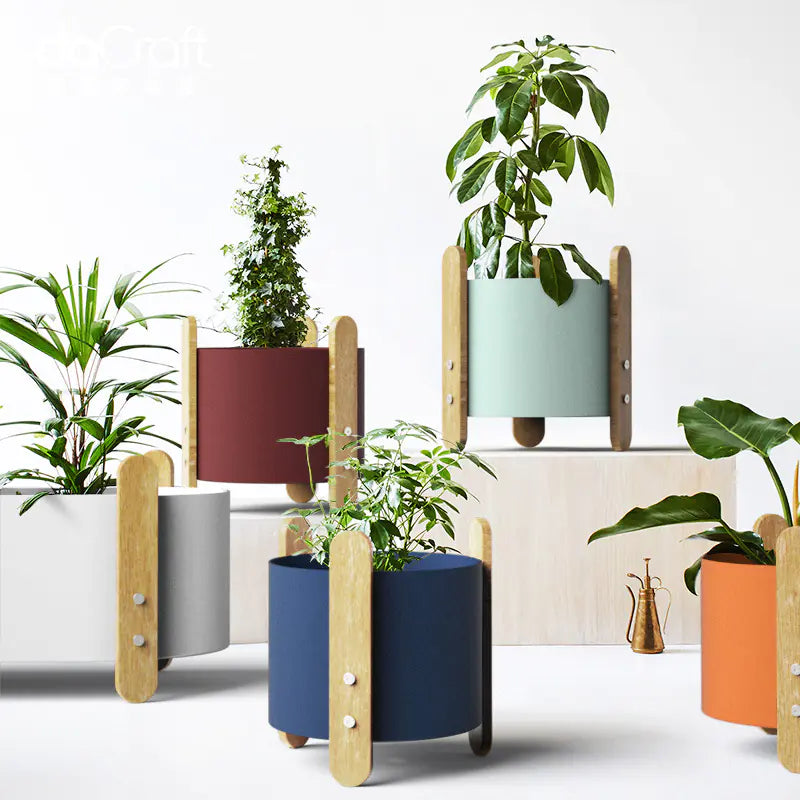 Minimal Nordic Iron Vase